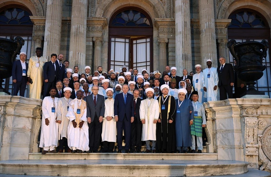 Азирети Муфтий дүйнөлүк ислам аалымдарынын кеңешме саммитине катышууда