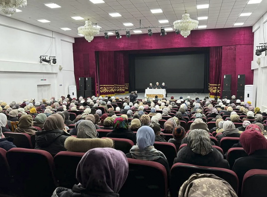 Баткенде “Жакшы кулк-мүнөз, жаркын жашоо” аттуу ыйман кечеси өттү